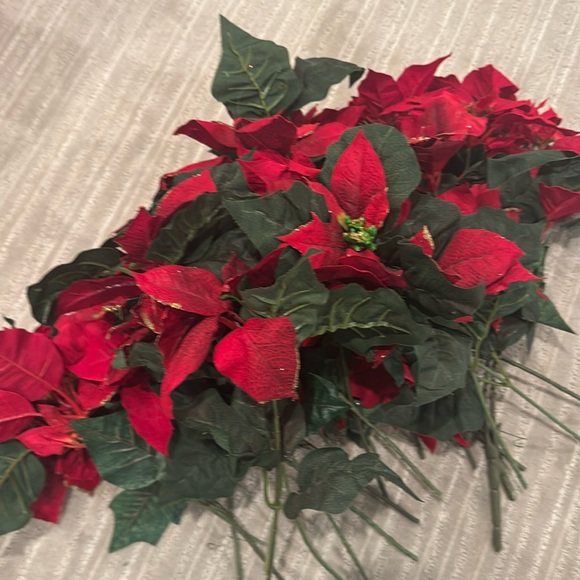 Other - POINSETTIAS Bundle of 25 Artificial Stems